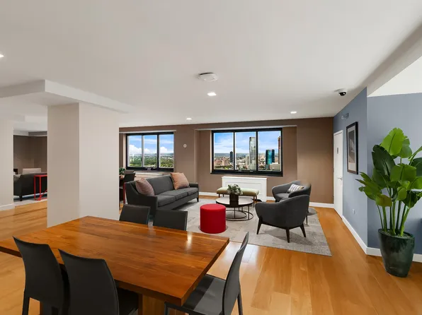 200 Rector Place image 9 of 12