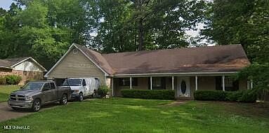 1st image of 510 Bradford Dr