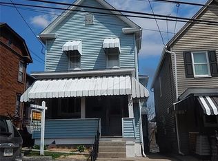 722 East St, Tarentum, PA