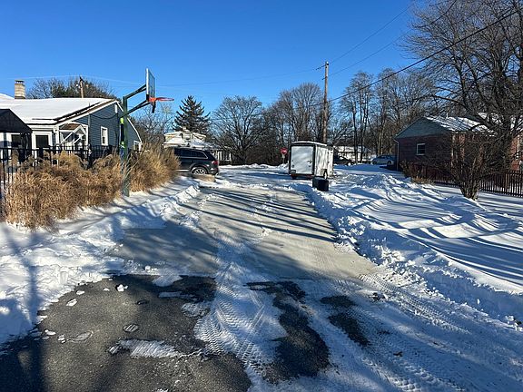 4th image of 15 Salt Rd