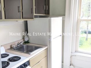 99 Broadway APT 4, Bangor, ME 04401