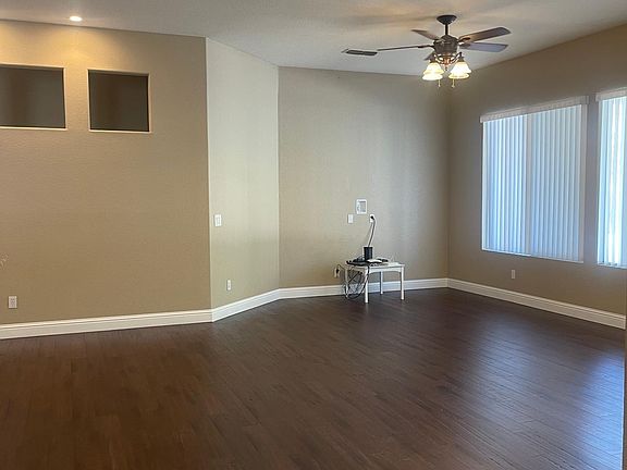 5th image of 3914 Brown Ave