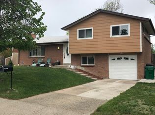 1343 Eagle St, Aurora, CO 80011