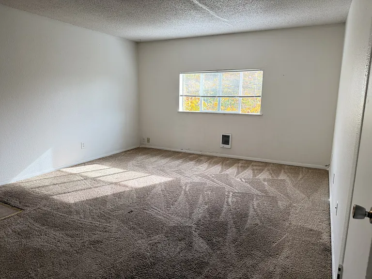 3550 SE 130th Ave #2 — Photo 6