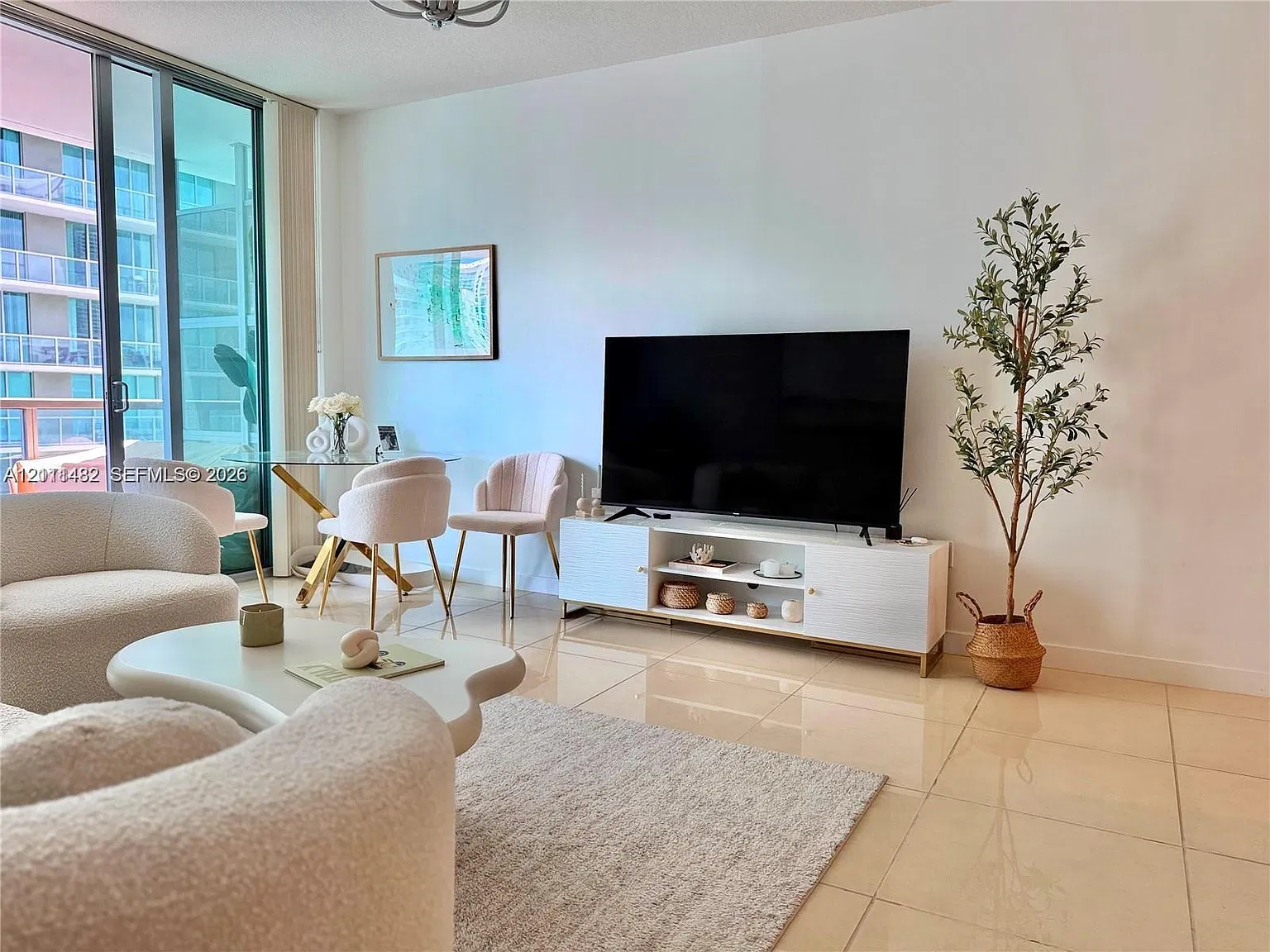 The Axis On Brickell Ii C — Photo 1