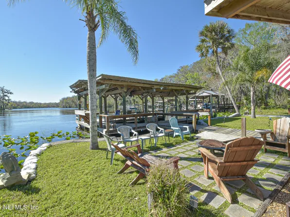 327 PARADISE Circle, Satsuma, FL 32189