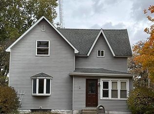 200 NW 4th St, Adams, MN 55909