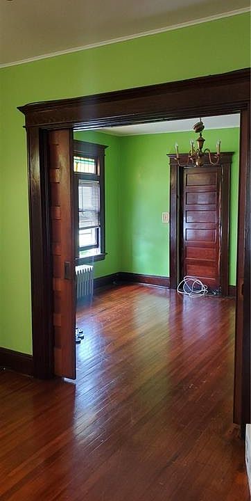 1st image of 1641 Noble Ave
