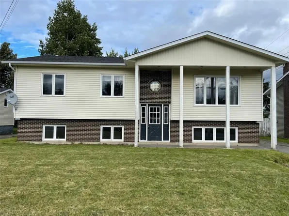 80 Second Avenue, Grand Falls-Windsor, NL A2B1B6