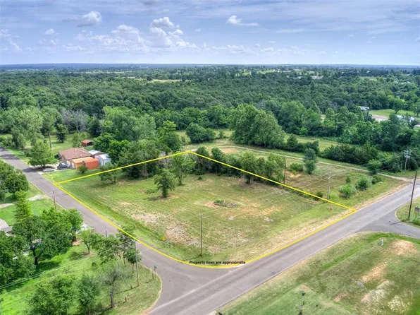 20357 SE 29th St #1, Harrah, OK 73045