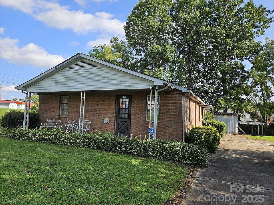 1st image of 105 Marble Rd