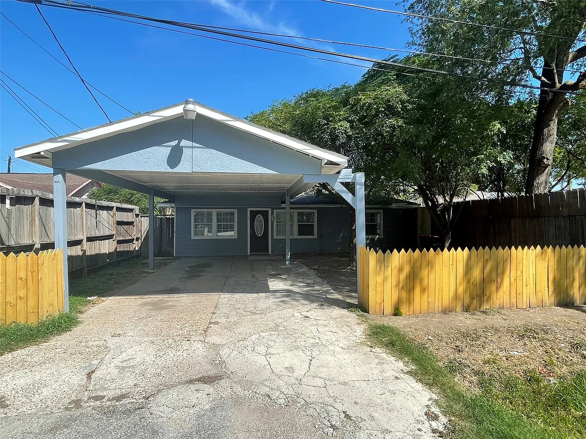 Building Photo - 13809 Hershe St