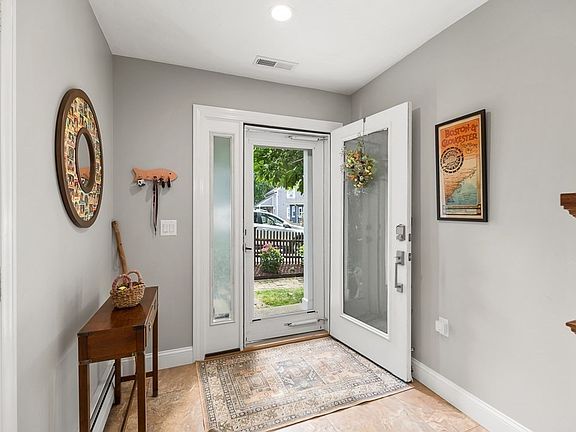 4th image of 65 E Main St #3