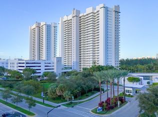 15051 Royal Oaks Ln APT 401, North Miami, FL 33181