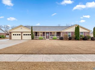 2209 Lugenia Dr SW, Huntsville, AL 35803