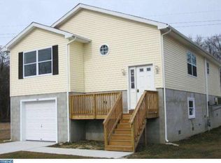 707 Washington St, Gibbstown, NJ 08027