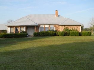 548 Meadowview St, Crockett, TX 75835