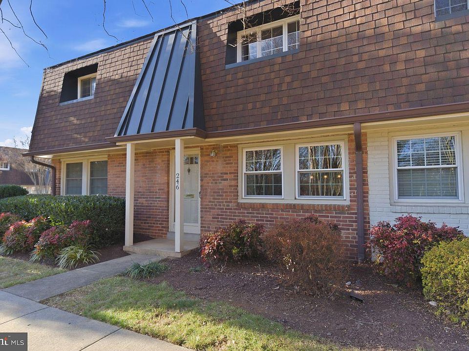 1st image of 246 S Virginia Ave #99