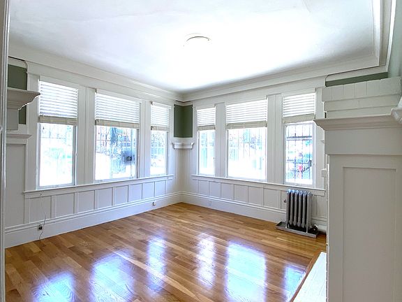 3rd image of 1501 Sacramento St #1