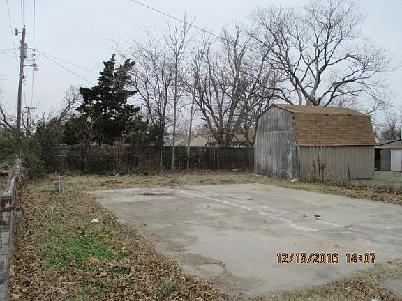 5th image of 1200 SW 37th St