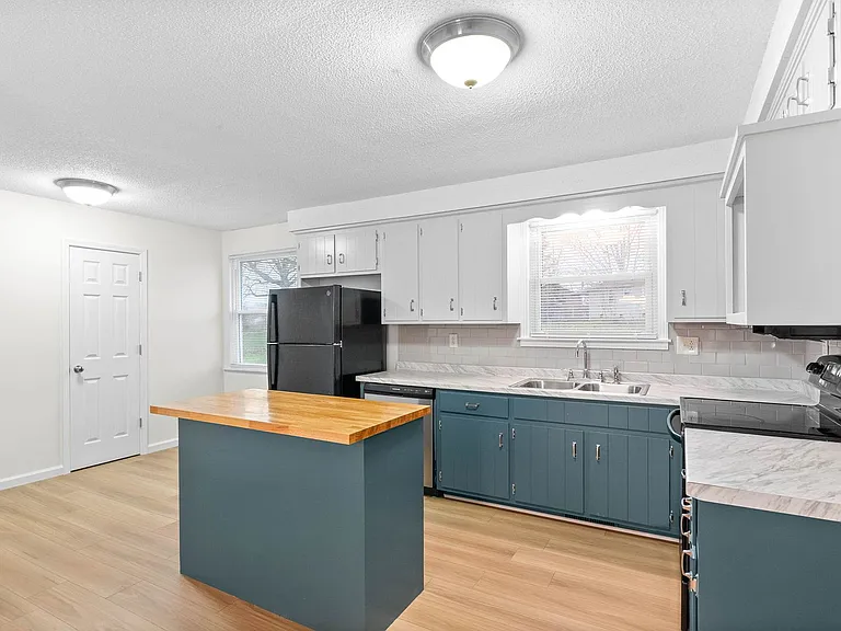 2522 Timberwood Dr — Photo 11