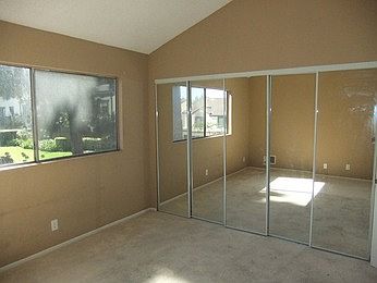 1st image of 410 N Palm Ave
