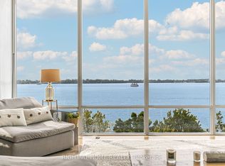 29 Queens Quay E #413, Toronto, ON M5E 0A4