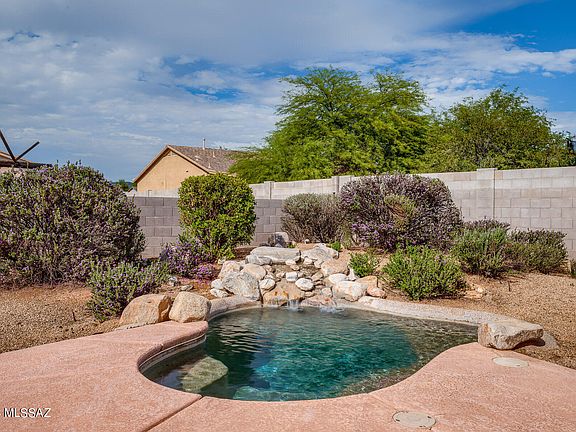 3rd image of 6282 W Royal Fern Dr