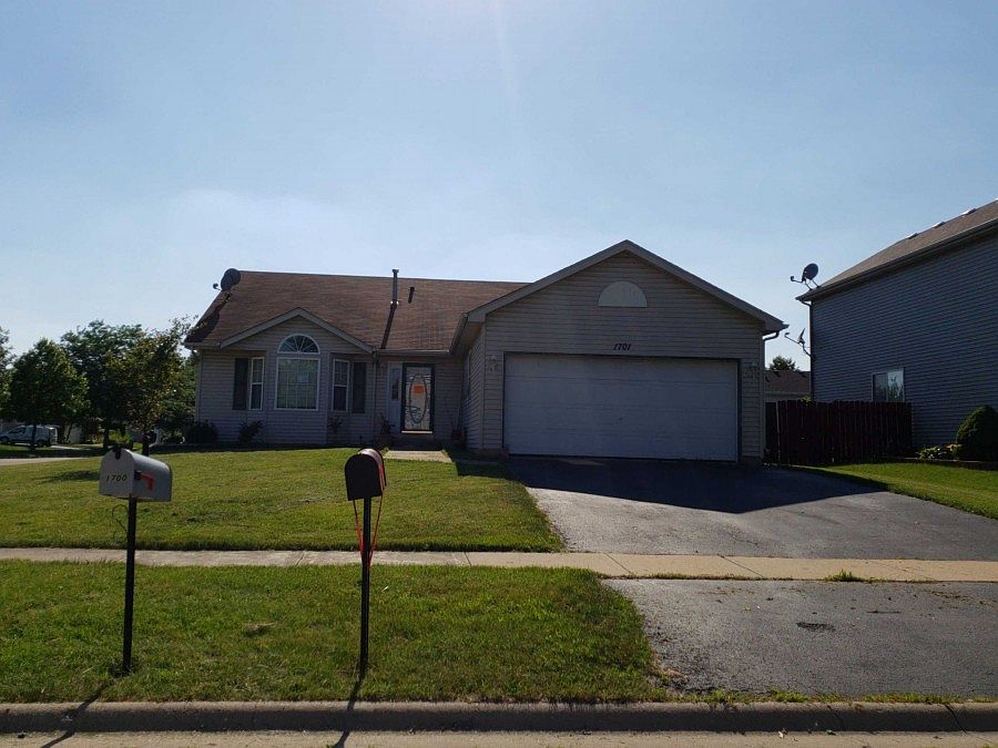 1st image of 1701 Prairie Wind Dr
