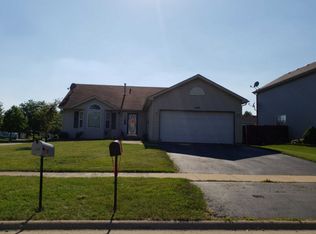 1701 Prairie Wind Dr, Joliet, IL 60435