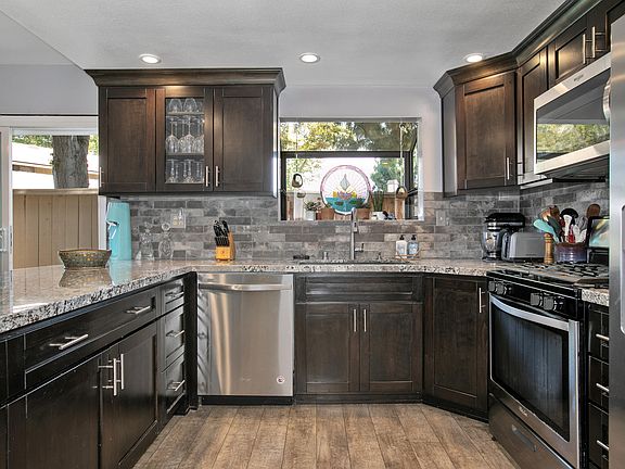 5th image of 1931 Topaz Ave #88