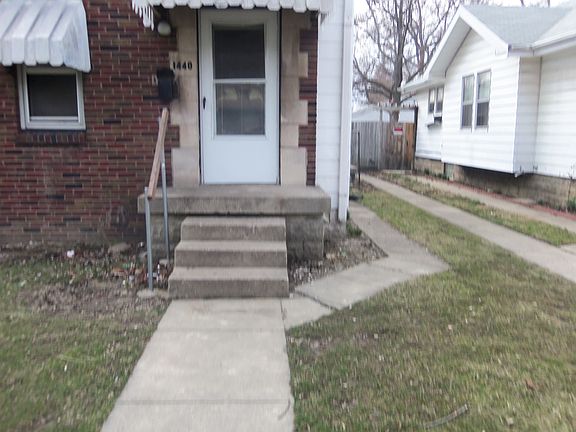 2nd image of 1440 N Chester Ave