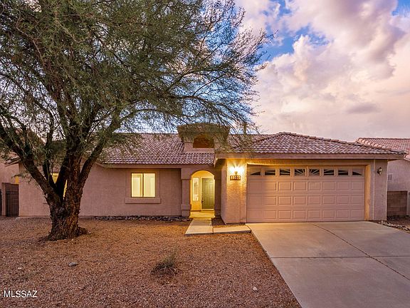 2nd image of 10575 E Heartleaf Willow Dr