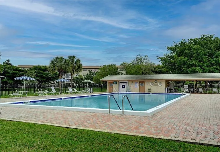 1605 Abaco Dr #C4 — Photo 24