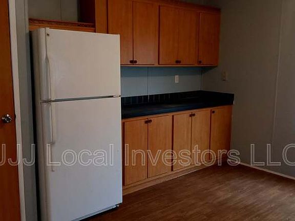 4th image of 104 Pearl St #104