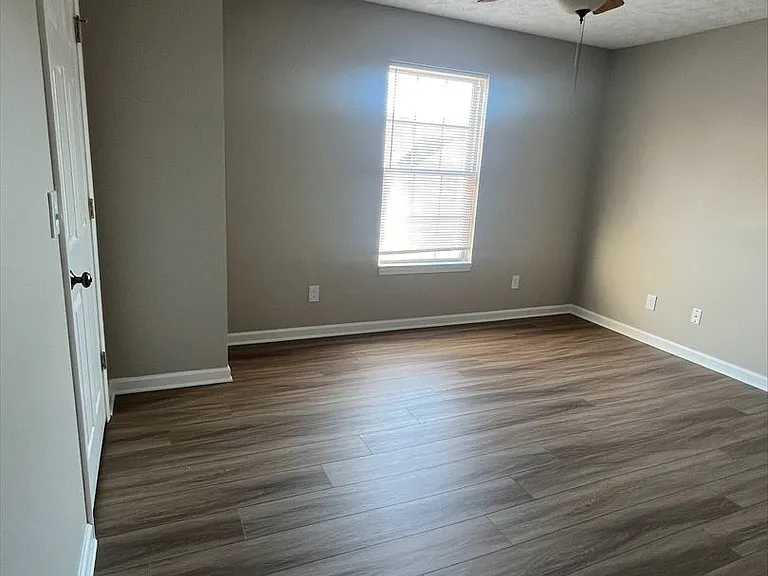 12 Ivy Ct — Photo 9