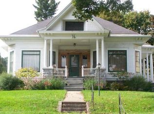 16 Hillside Ave, New Hartford, NY 13413