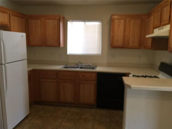 3rd image of 4100 Rocky Beach Dr