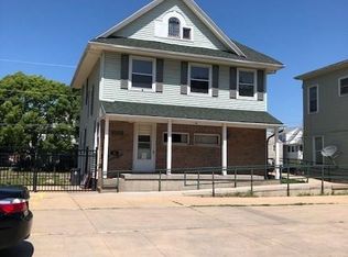 1210 3rd Ave SE, Cedar Rapids, IA 52403