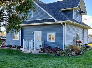 182 County Rd W, Mineral Point, WI 53565