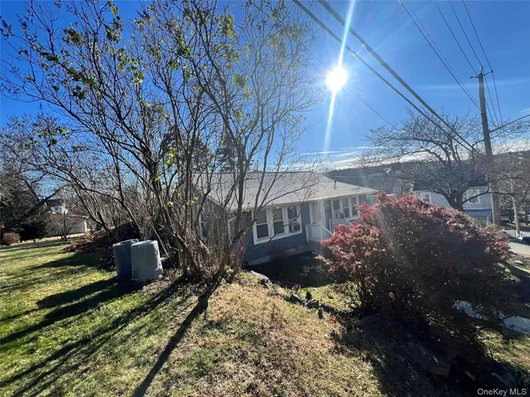 8 Maple Avenue, Tarrytown, NY 10591