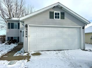 3620 Village Green Ln, Moorhead, MN 56560