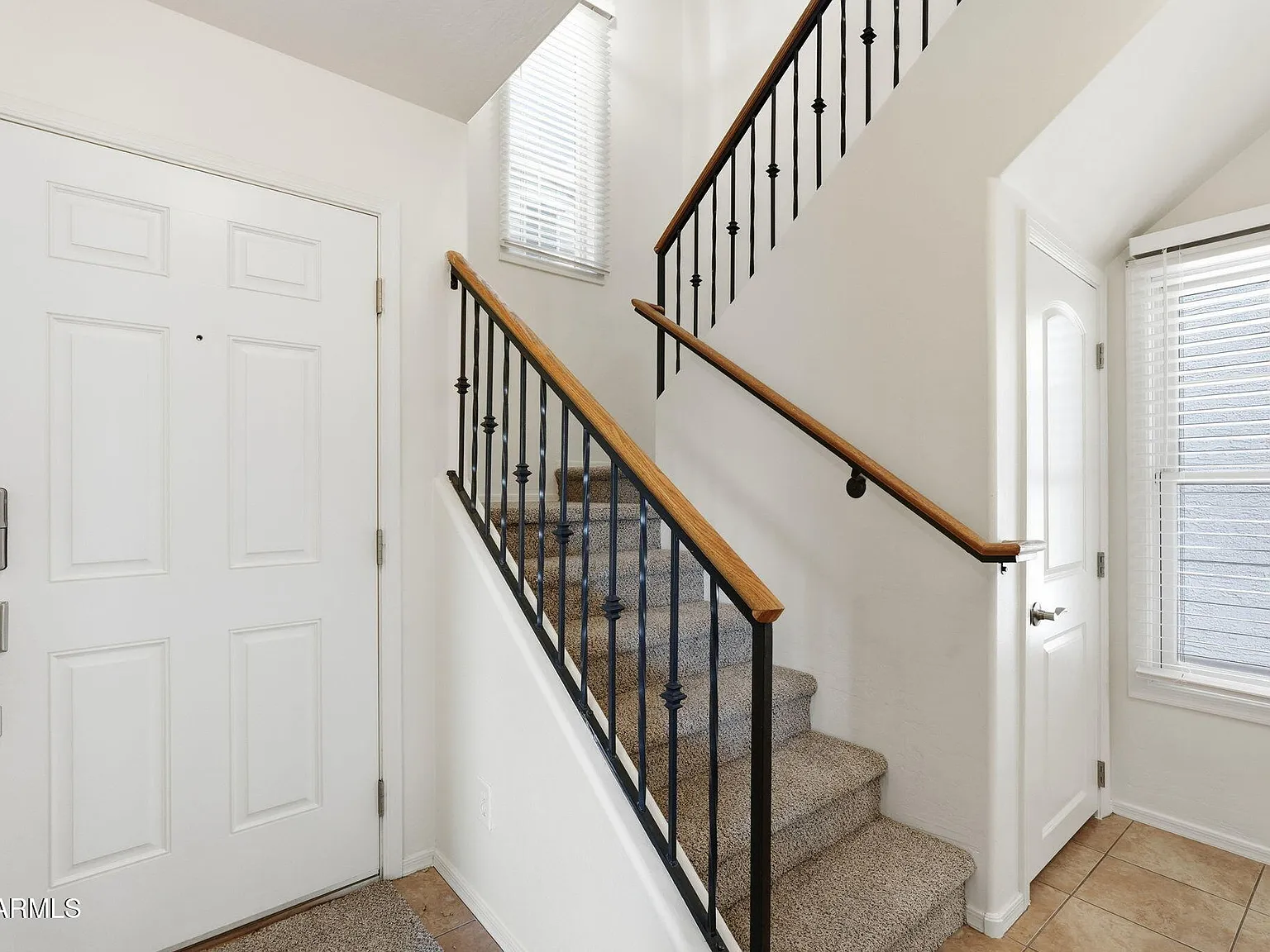 3 bed, 2.0 bath, 1263 sqft, $1,950 — Photo 4