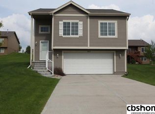 10603 Lewis & Clark Rd, Bellevue, NE 68123