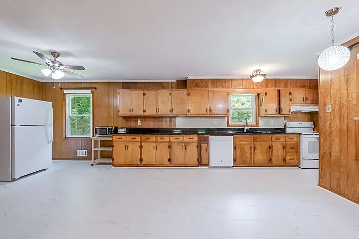 6758 Campground Rd — Photo 6