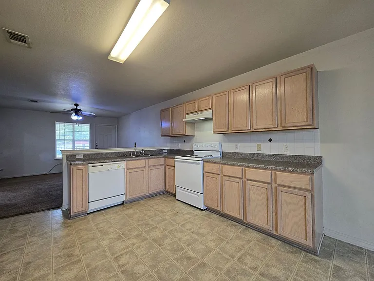 2309 Terrace Dr #D — Photo 5