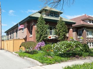 3036 Wisconsin Ave, Berwyn, IL 60402