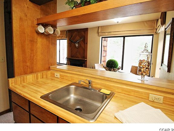 5th image of 74 Bear Valley Rd #9