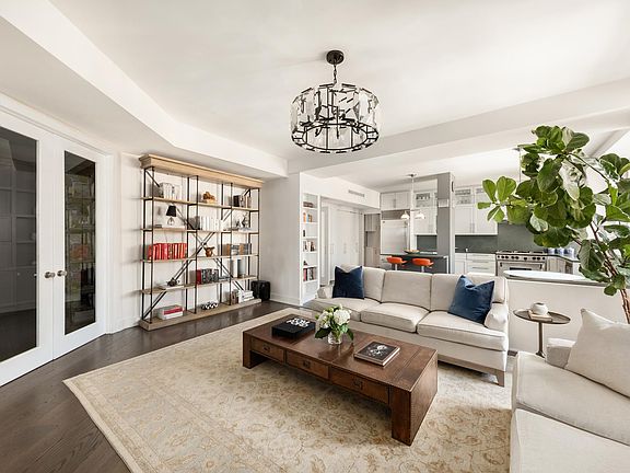 4th image of 156 E 79th St APT 13B