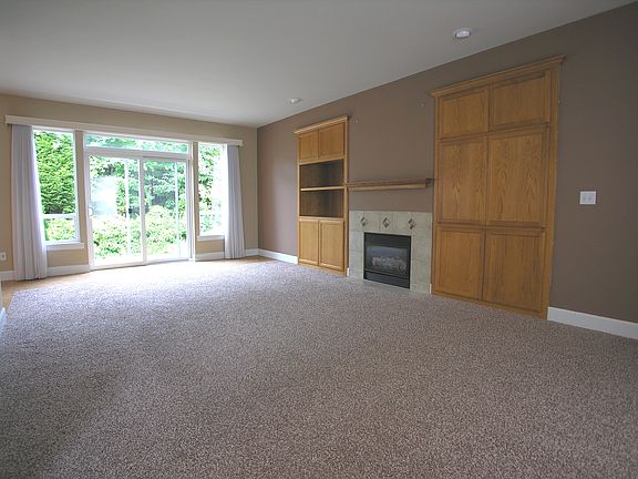 3rd image of 7009 82nd Street Ct E